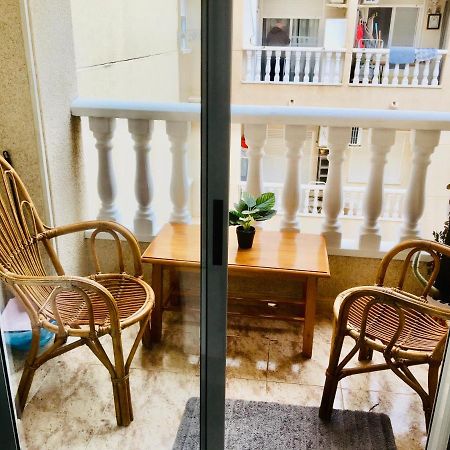 Apartamento Compartido - Solo El Dormitorio Es Privado Torrevieja Bagian luar foto