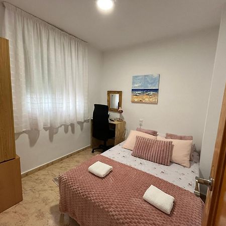 Apartamento Compartido - Solo El Dormitorio Es Privado Torrevieja Bagian luar foto