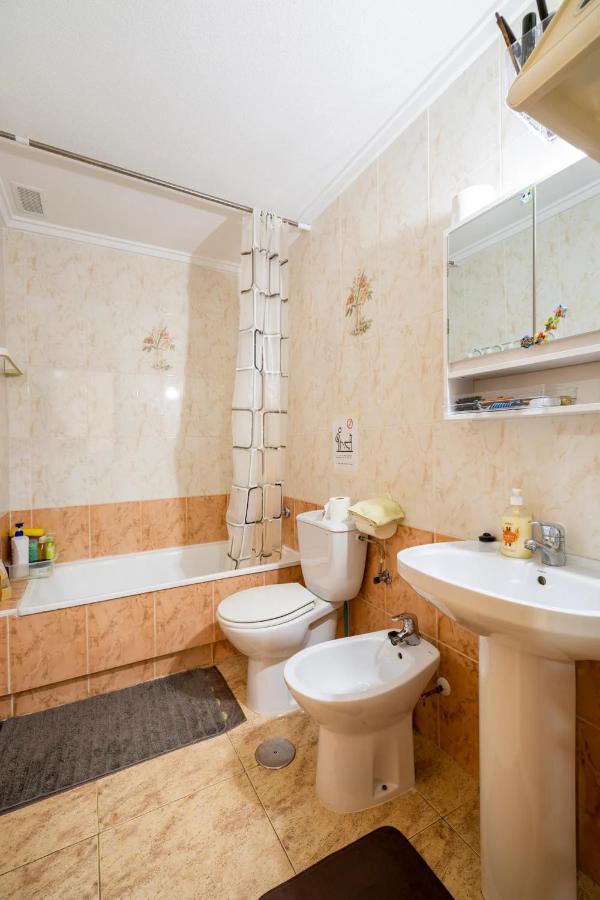 Apartamento Compartido - Solo El Dormitorio Es Privado Torrevieja Bagian luar foto