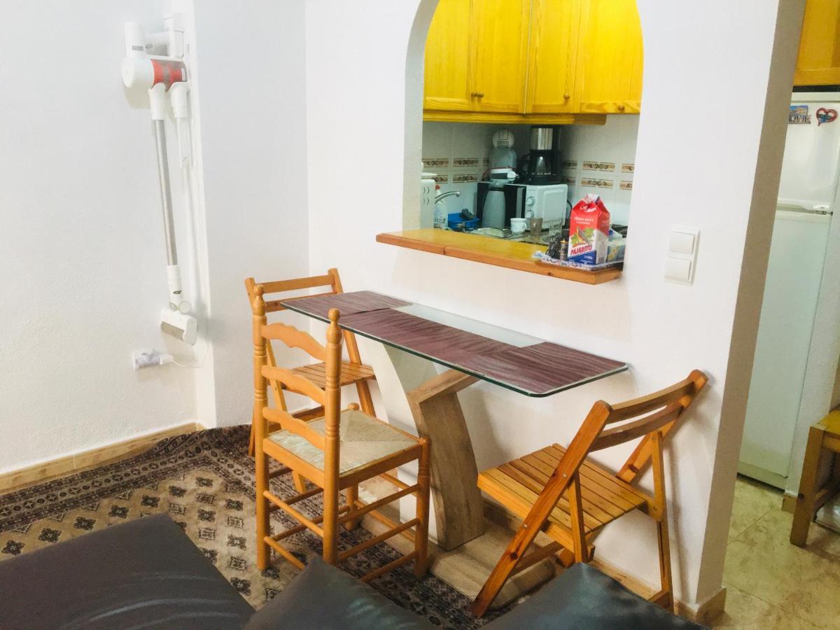 Apartamento Compartido - Solo El Dormitorio Es Privado Torrevieja Bagian luar foto