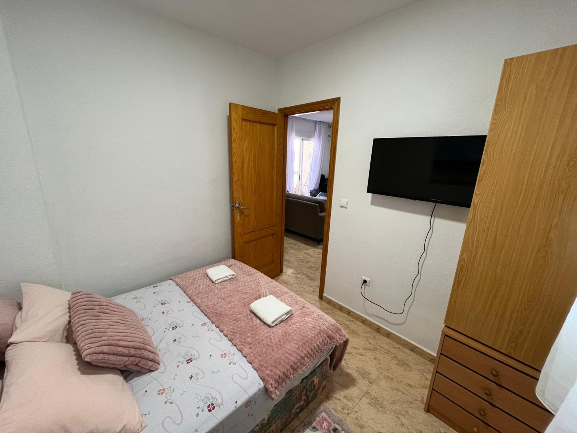 Apartamento Compartido - Solo El Dormitorio Es Privado Torrevieja Bagian luar foto